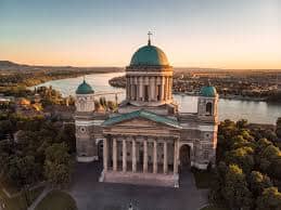 Esztergom -a titkok, csodák, legendák városa